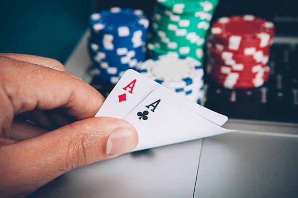 Global Betting Features Worth Exploring on เว็บพนันออนไลน์ต่างประเทศ Sites