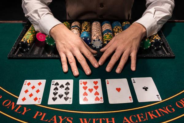 Online Casinos in UAE: How to Fact-Check Privacy Policies